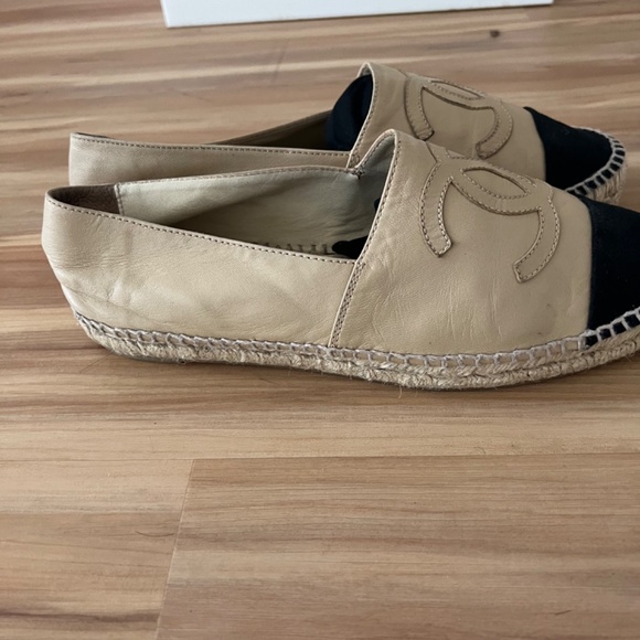 Chanel leather Espadrilles   Size 41 - Picture 3 of 3